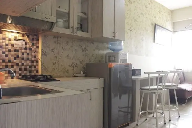 Pleasant & Relaxing 2BR Apartment at The Suites Metro Bandung - Mutfak