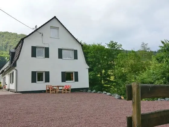 Pleasing Apartment in Elpe With Garden - Öne Çıkan Resim