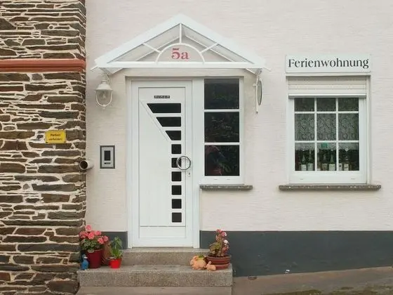 Pleasing Apartment in Traben-trarbach With Balcony - Dış Mekan