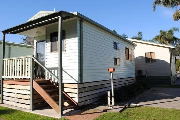 Pleasurelea Tourist Resort and Caravan Park - Oda