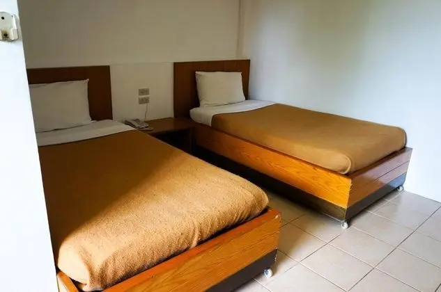Plernpetch Hotel - Oda