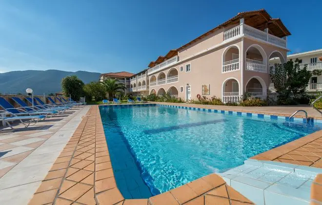 Plessas Palace Aparthotel