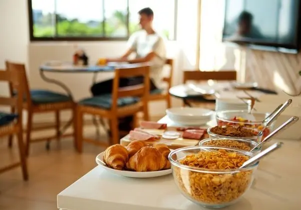 Plett Beachfront Accommodation - Yerinde Yemek