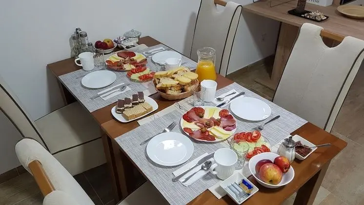 Plitvice Lakes VILLA PRICA - Yerinde Yemek