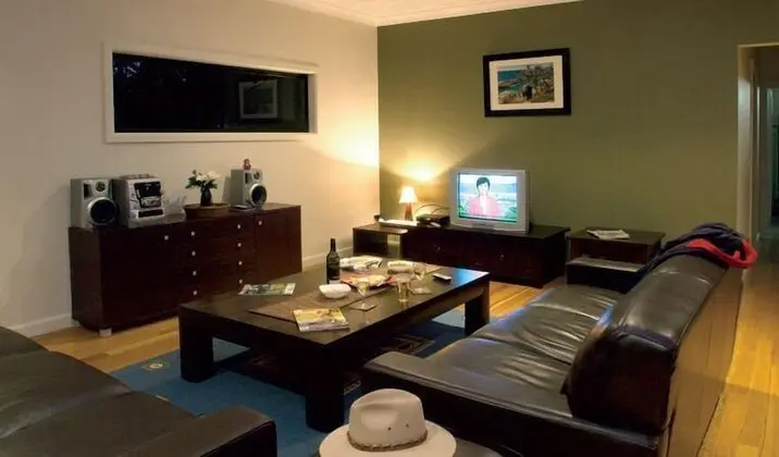 Plomer Beach House - Öne Çıkan Resim