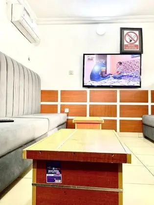 Plot1 Suites