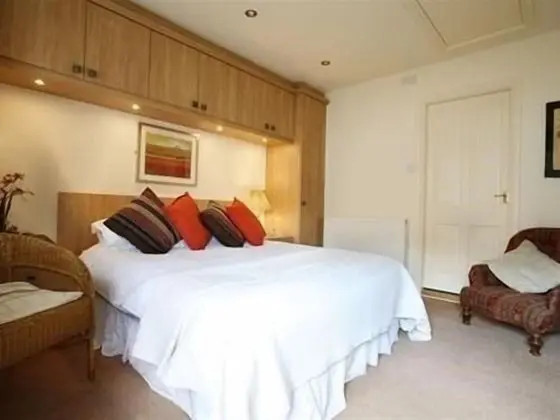 The Plough Inn - Genel