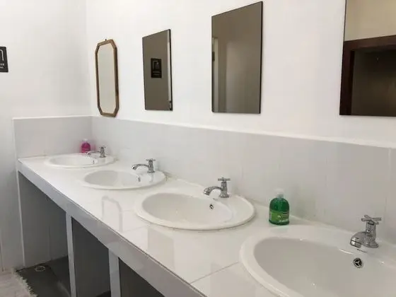 Ploy Hostel - Banyo Tipleri