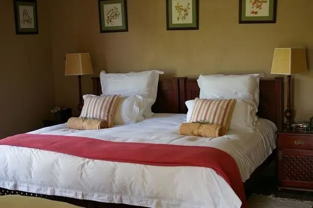 Plumbago Guest House - Oda