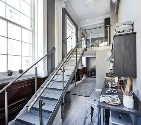 Plummer House - Oda