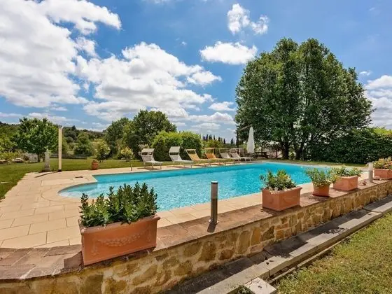 Plush Holiday Home in Civitella in Val di Chiana With Garden