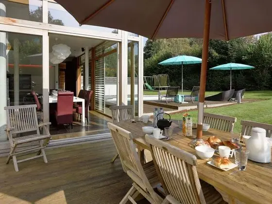 Plushy Holiday Home in Spa With Bubble Bath & Pool - Yerinde Yemek
