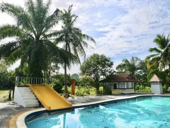 PN Mountain Resort and Villas Krabi - Havuz