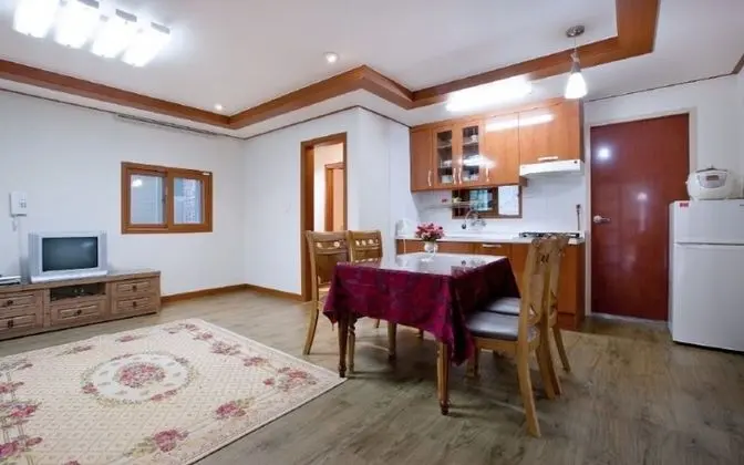 Pocheon Jatnamu Solhyanggi Pension - Oda