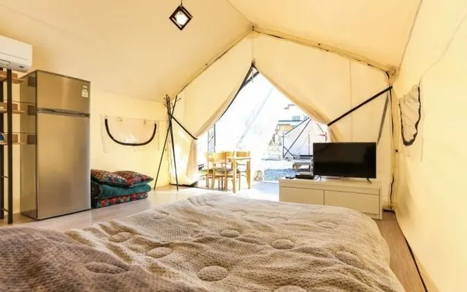 Pocheon Moonlight Dog Glamping Site