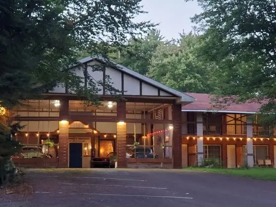 Pocono Mountains Hotel and Spa - 1