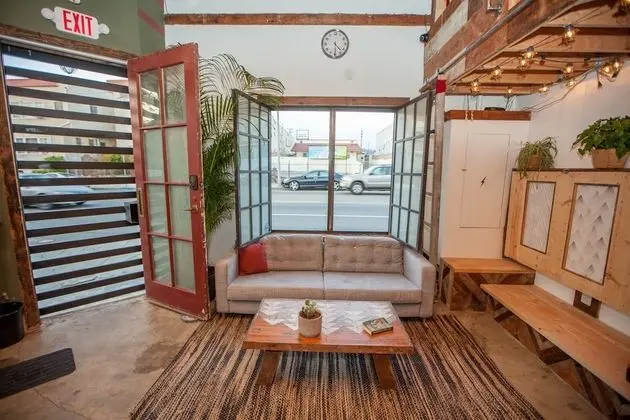 PodShare Los Feliz - Lobi