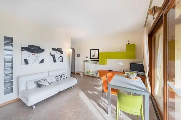 Poggio Picedo P1 32 by Wonderful Italy - Oda