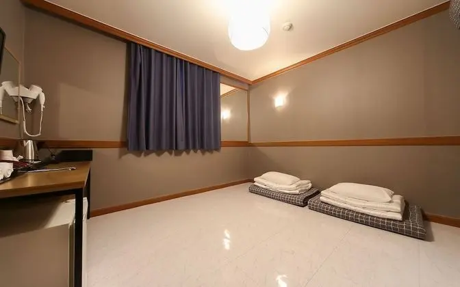Pohang Daejam-dong Good People Hotel - Oda