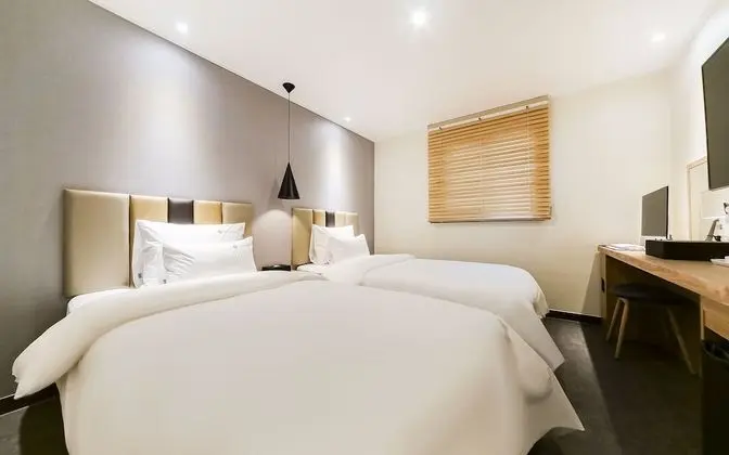 Pohang Daejamdong Togenheart Hotel - Oda