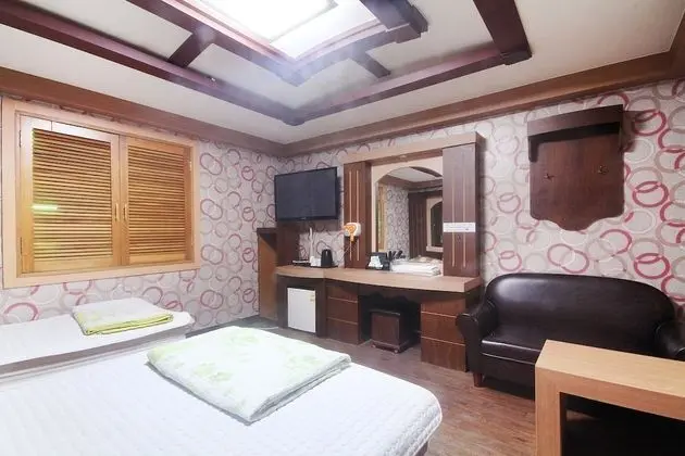 Pohang Sangdo Max