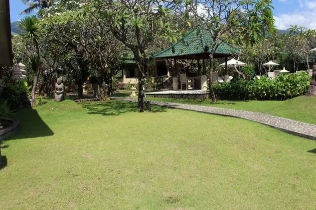Poinciana Resort Bali - Dış Mekan