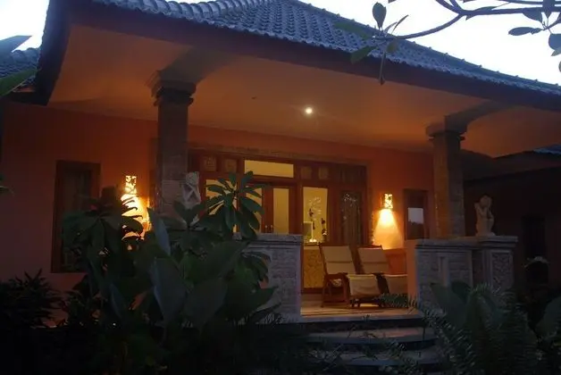 Poinciana Resort Bali - Oda