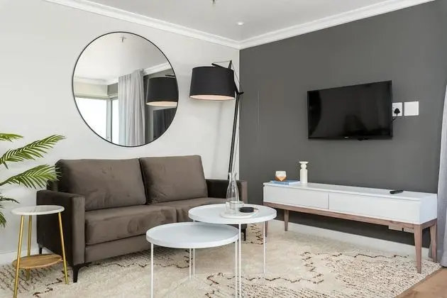 Point Break Luxury Apartments