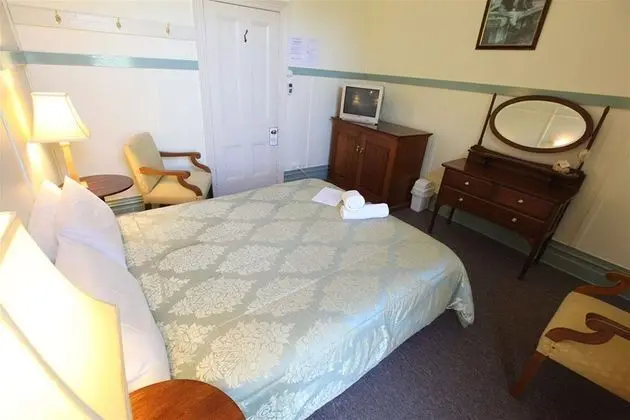 Point Lonsdale Guest House - 1