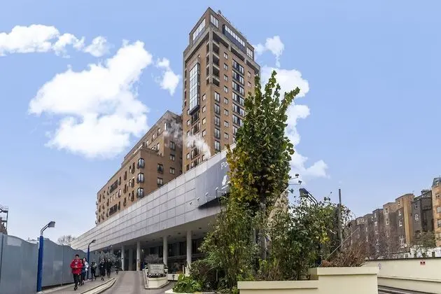 Point West Apartments Gloucester Road