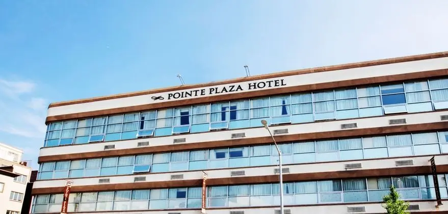 Pointe Plaza Brooklyn Hotel