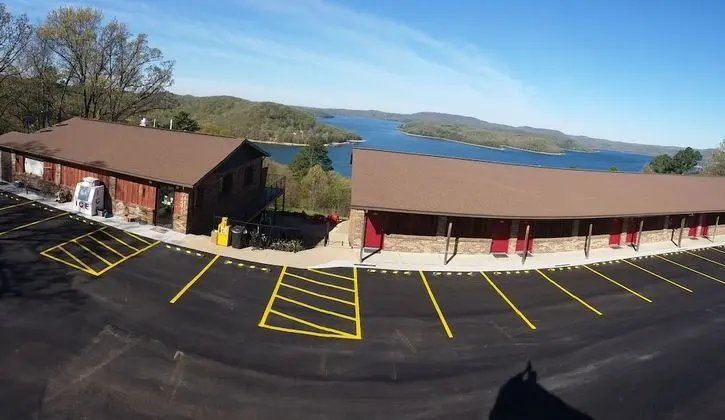 Pointe West Resort Motel