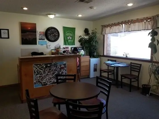 Pointe West Resort Motel - Lobi