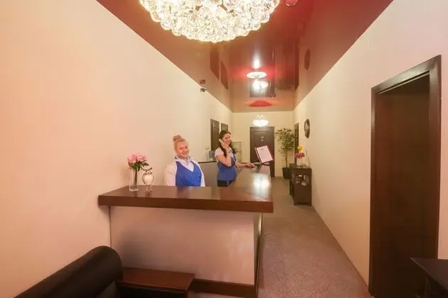 PoliArt Hotel - Lobi