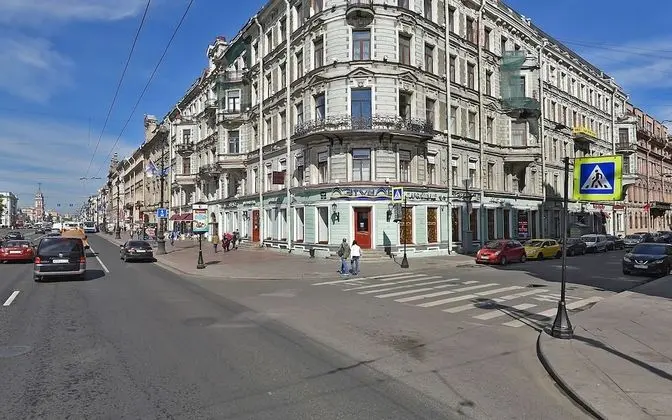 Polikoff Business Hotel