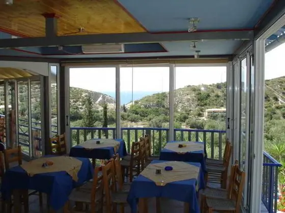 Politia - Yeme / İçme