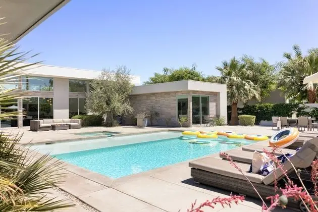 Polo Villa 5 by Avantstay Famous Celebrity Pad Next 2 Polo Field Permit#216904 6 Bedrooms - Öne Çıkan Resim