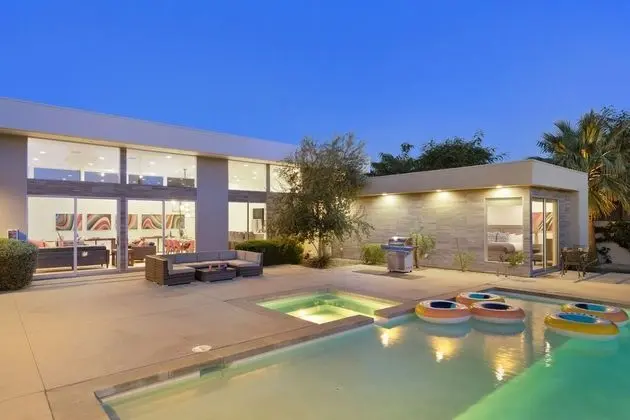 Polo Villa 8 by Avantstay Luxe Celebrity Pad Next 2 Polo Field Permit#216940 6 Bedrooms
