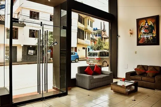 Hotel Polo Corporativo - Lobi