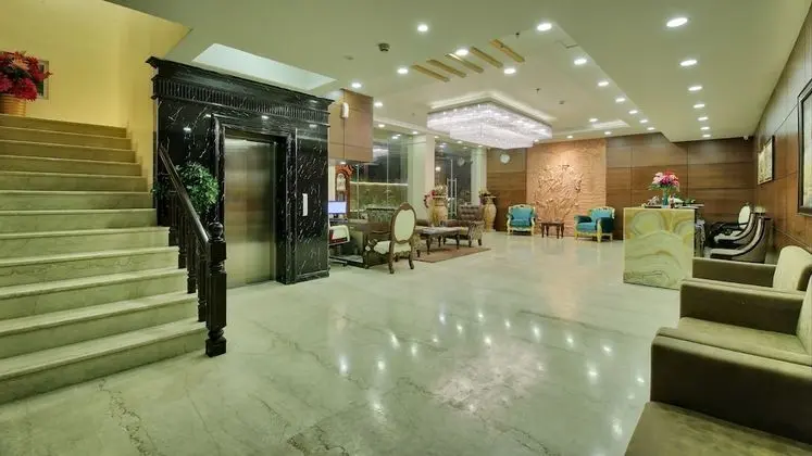 Polo Inn & Suites