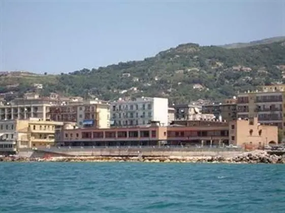 Hotel Polo Nautico