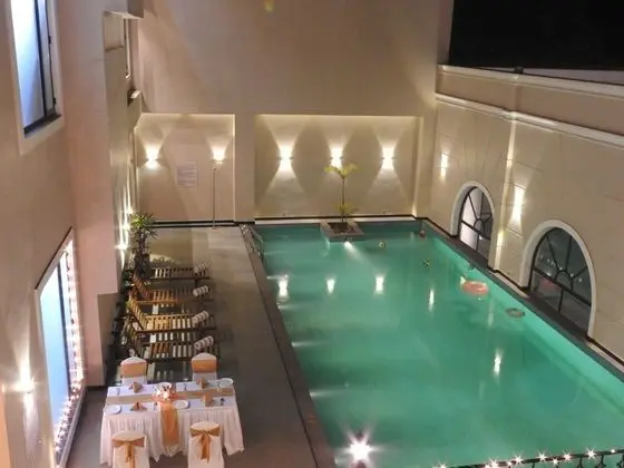 Hotel Polo Tower Agartala - Havuz