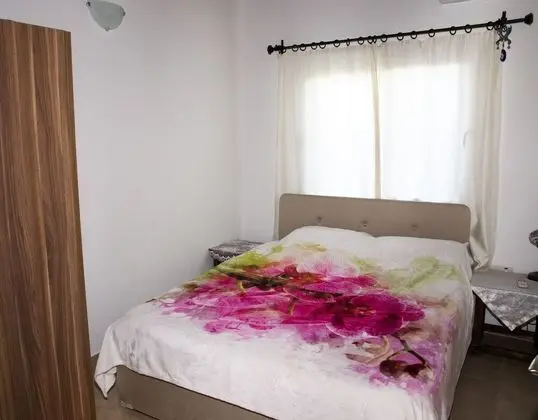 Pomegranate Cottage 1 Double Bedroom With Spectacular Mountain Sea View - Oda
