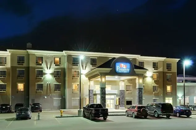 Pomeroy Inn And Suites Vermilion - Dış Mekan