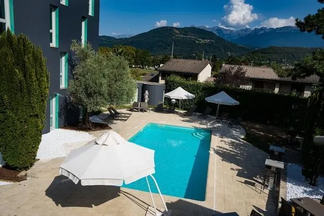 PoMo Hotel & Restaurant - Dış Mekan