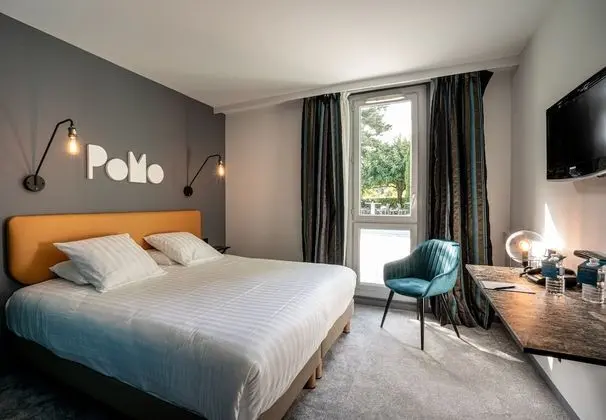 PoMo Hotel & Restaurant - Öne Çıkan Resim