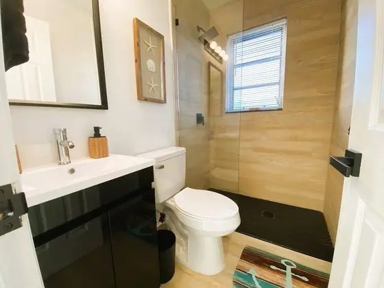 POMPANO BEACH DELIGHT RETREAT 5' BEACH - Banyo Tipleri