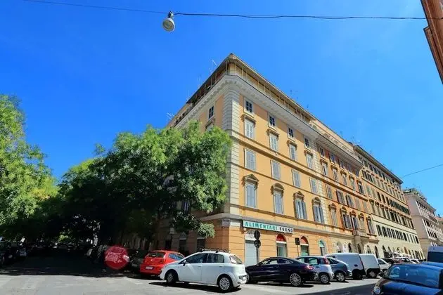 Pompeo Magno Apartment