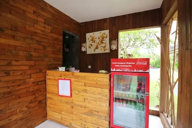 Pondok Jempiring Kuta Bali - Lobi