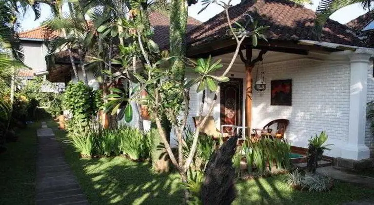 Pondok Prima Cottages